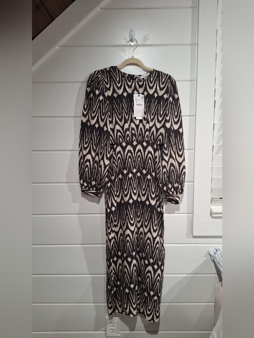 Zara Black and Cream Chevron-Style Maxi Dress